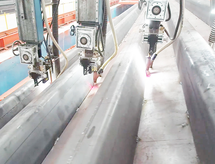 U-Rib External Welding Machine